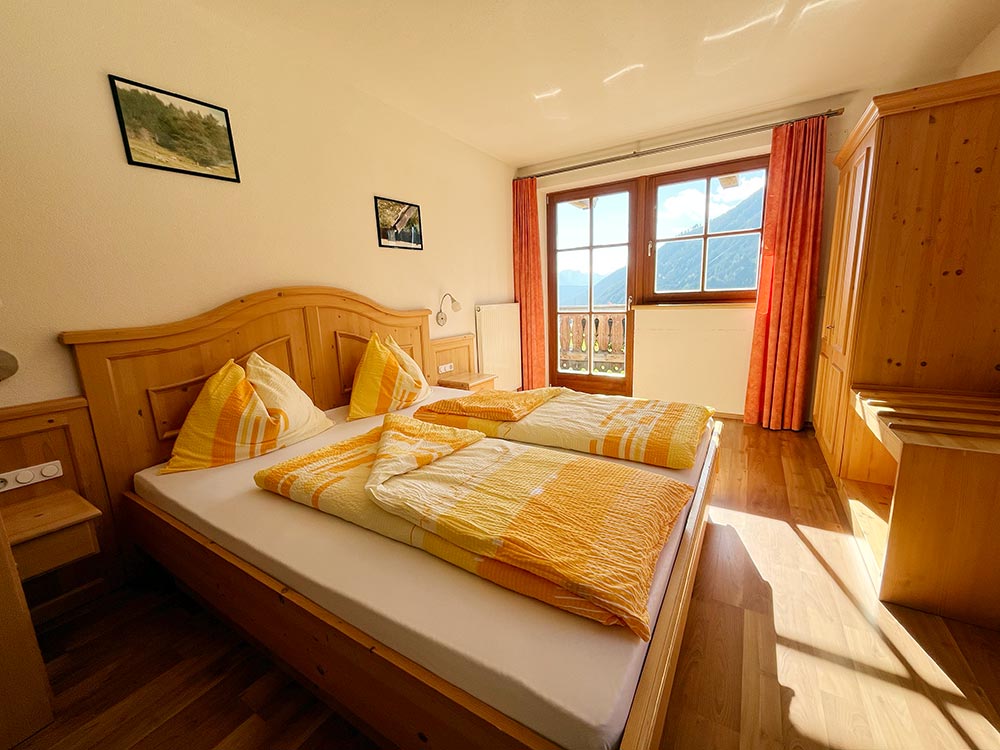 gattererhof-appartements-ferienwohnungen-gsiesertal-appartamenti-val-caies-talblick1